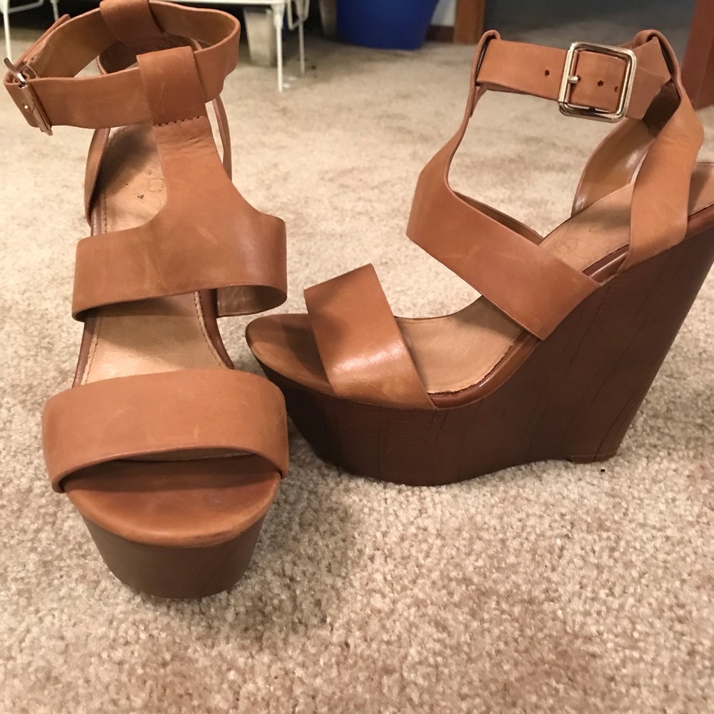 Aldo Wedges